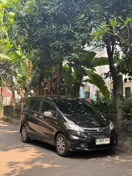 Honda Freed 2013 Bensin