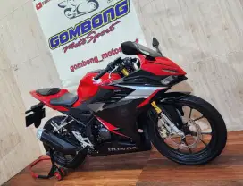 HONDA CBR 150R 2021