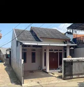 Jual rumah akses masuk mobil