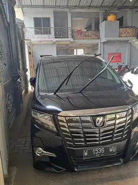 JUAL CBU TOYOTA ALPHARD 2.5L AT