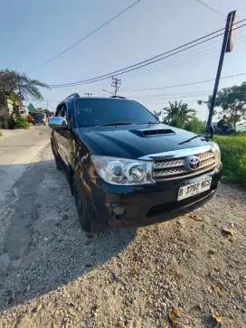 Fortuner G 2.5 diesel 2010
