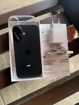 Iphone 16 Black