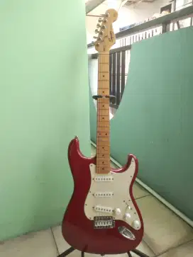 Squier Caĺifornia Stratocaster