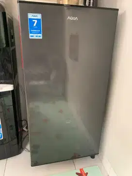 Kulkas Aqua 1 pintu