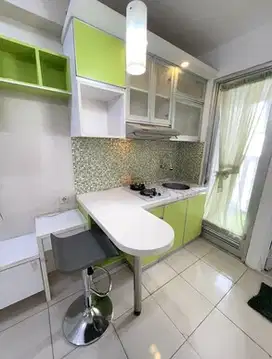 Terbatas! Hook 1BR 35m² Renov Furnished Interior Nyaman Green Bay Plui