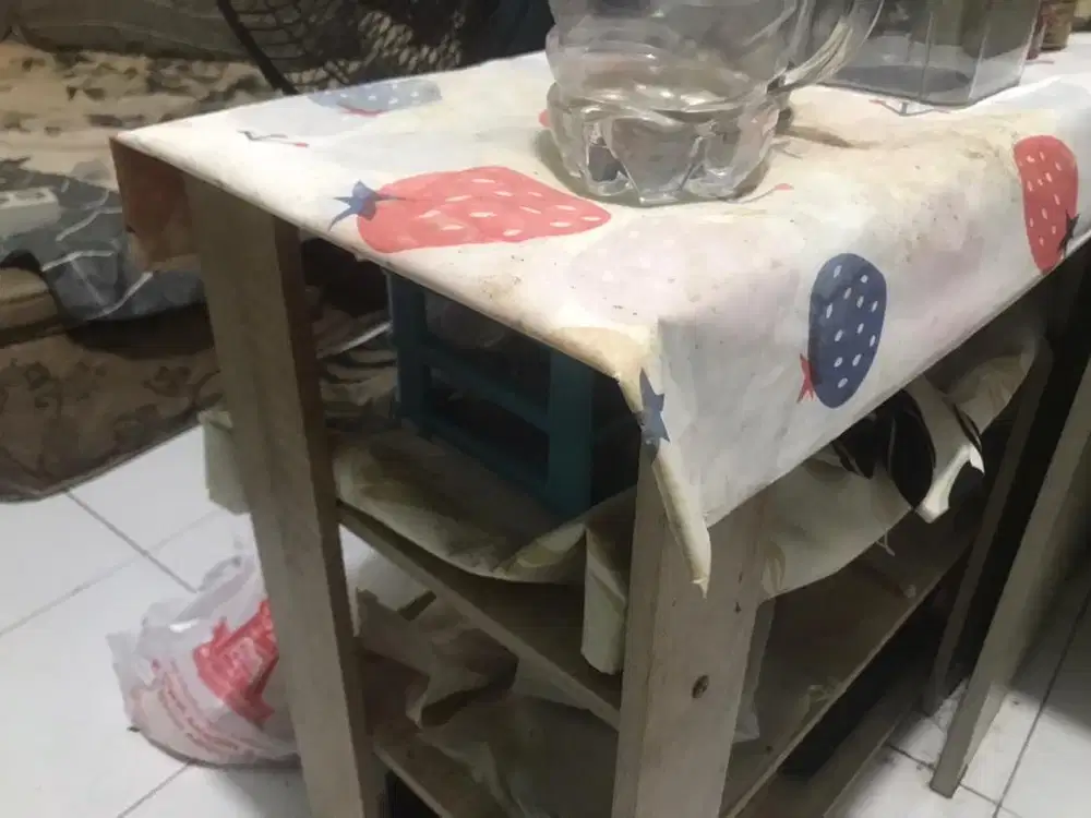 Di jual 4 pcs meja kayu