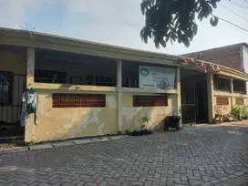 Rumah Kelurahan Bringin Kecamatan Sambikerep Kota Surabaya