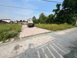 DEKAT GEMBIRA LOKA ZOO: Tanah Jogja Ringroad Timur