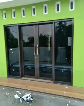 Pintu geser 2 daun + kaca mati 1 set