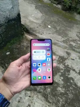 Oppo A3s 4/64Gb