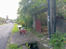 Dijual tanah pinggir jalan utama yeh gangga. Dekat kedungu