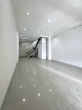 Ruko 4 Lantai Area Komersial Cocok Untuk Usaha Di Galur R2179