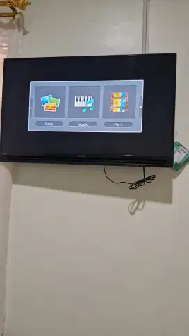 Lcd TV sharp aquos 32'