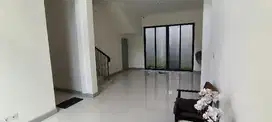 Jakarta Garden City. cluster Maninjau. 3 Lt. 4 kamar tidur.