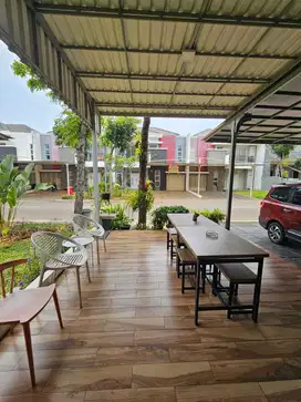 Dijual Rumah Green Lake hadap Selatan Hunian Mewah