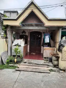Rumah Kelurahan Peganden Kecamatan Manyar Kabupaten Gresik
