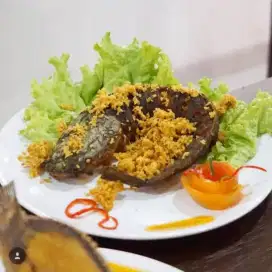 Catring / menerima pesanan nasi box / paket nasi box
