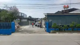 DISEWA GUDANG SEMPER PINGGIR JALAN STRATEGIS SIAP PAKAI
