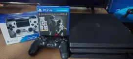 PS 4 PRO 1TB Ori