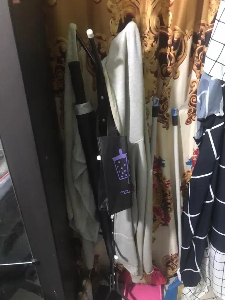 Rak gantungan baju