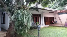 Dijual Rumah Jagakarsa Jaksel yang terawat, nyaman dan akses Tol mudah