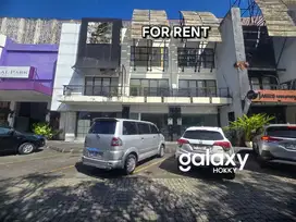 RUKO GANDENG 3 LANTAI DI RAYA PATIH JELANTIK KUTA BADUNG, BALI