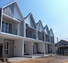 Rumah Siap Huni Dekat Plaza Cibubur Depok, Modal 10 Juta Akad
