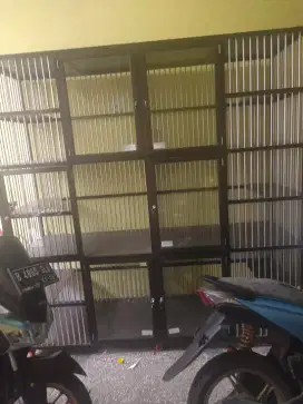 Dijual kandang kucing 6 pintu