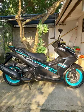 Di Jual Cepat Aerox 155 Connected 2022 Hitam Tosca Tangan Pertama..