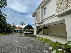 (Wbl) rumah dan toko strategis di tengah kota
