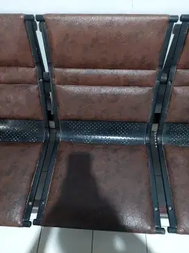 Di jual cepat kursi kayu jati