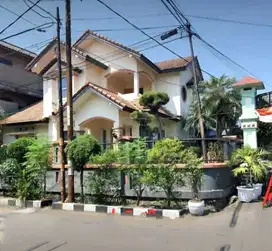 Rumah Bagus Murah Posisi Hook di Suryalaya Cijagra kota Bandung