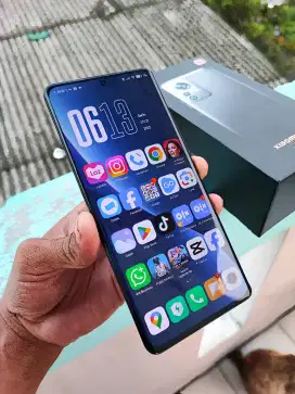 Mi 12 pro 5G ex flegsip NFC Snapdragon gen 8  terbaik