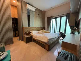 Dijual Rumah Alam Sutera 2 Lantai Semi Furnished Ada Pool