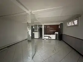 Ruko 3 Lantai Pinggir Jalan Ramai Cocok Usaha Buah Batu
