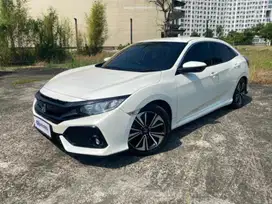 Low Km Honda Civic 1.5 Turbo Bensin-AT 2017 Putih LPN
