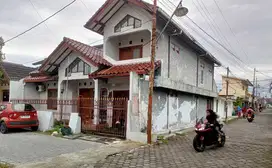 Rumah 2 Lantai Di Gowok Dekat AMPLAZ, Kampus UIN