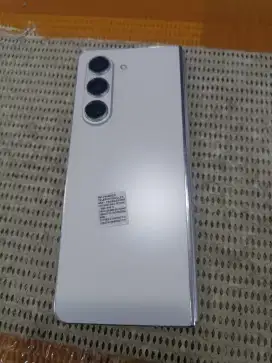 SAMSUNG Z FOLD 5 12/256GB FULLORI MULUS PEMAKAIAN MOMINUS EX SEIN INDO