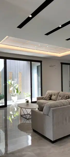 Jual Rumah Baru Citraland Utama Semi Furnished Dkt Pakuwon