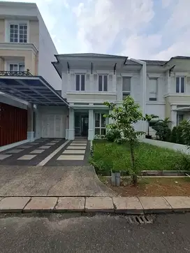 Rumah siap huni, renovasi, Boulevard, Di Cluster Pinewood BanjarWijaya
