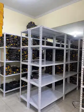 RAK BESI UNTUK GUDANG/RUKO