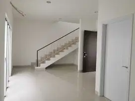 Dijual Cepat 2 Unit Rumah Riviera Metland Puri Cipondoh