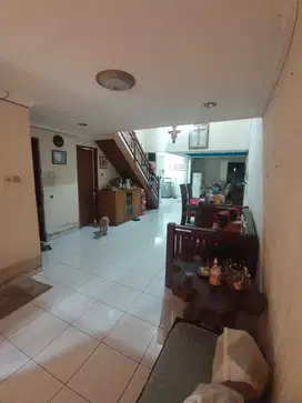 Rumah semanan indah dibawah njop dekat puri