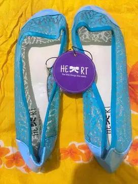 SEPATU MEREK HEART WARNA BIRU