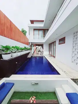 KBP1430 Stunning villa located in a private complex.