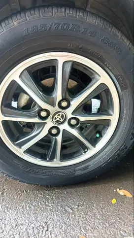 ban dunlop bekas sp10, 185/70R14 88s