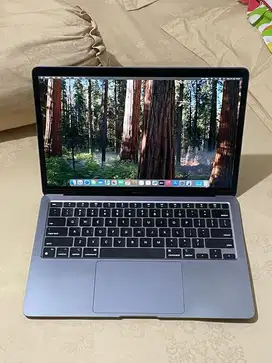MacBook Air 2020 M1 8/512