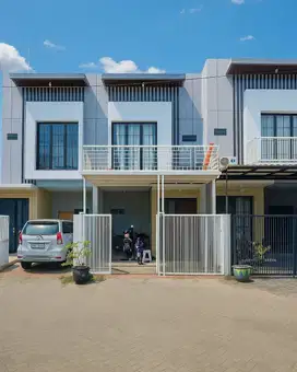 Rumah Regency One, Babatan Pantai Minimalis • Siap Huni