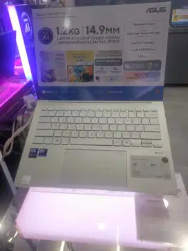 ASUS ZENBOOK 14 OLED
