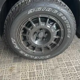 Ban Bridgestone Dueler AT D697 215 70 r16
